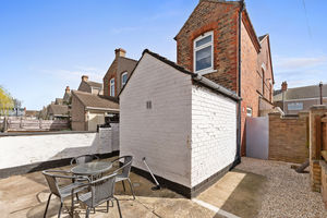 Photo 25- click for photo gallery